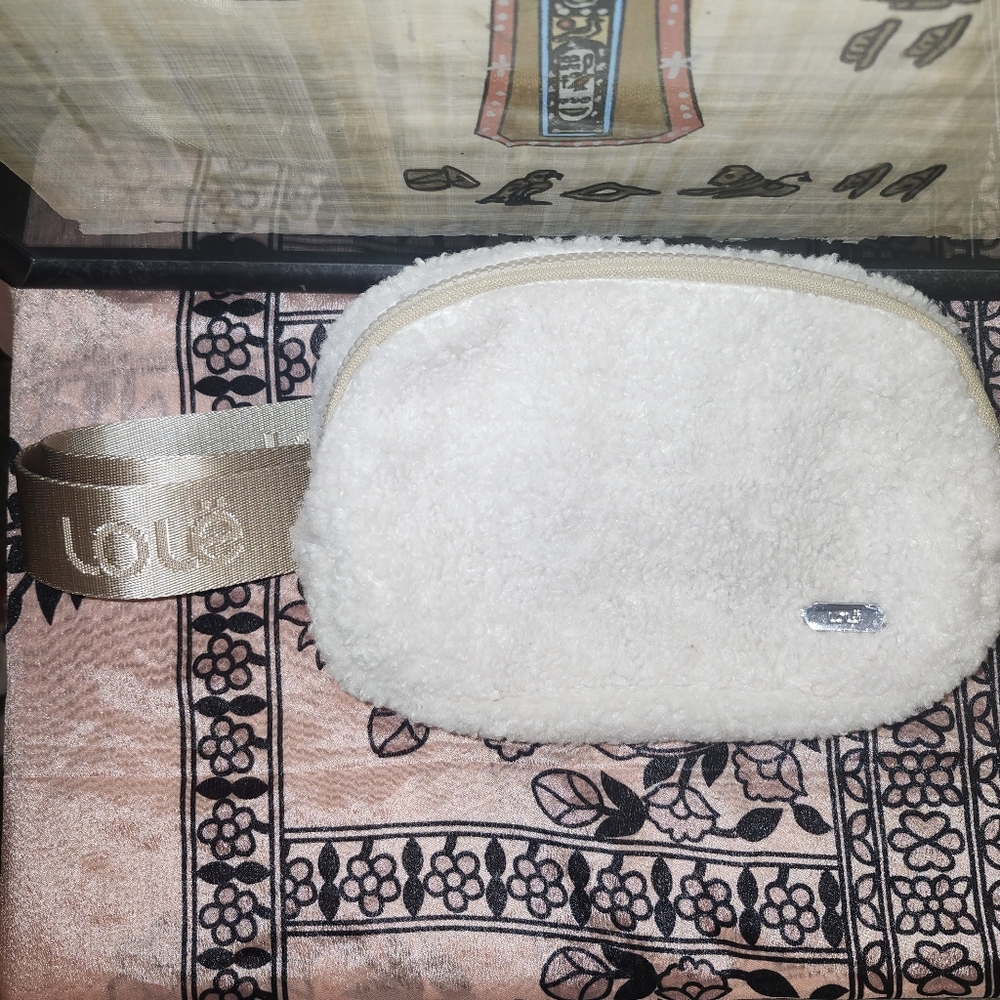 Lole Sherpa Belt Bag - Picture 1 of 5
